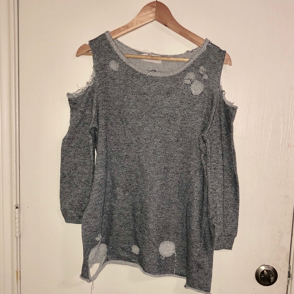 Destroyed shoulder less medium gray pull over